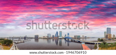 Panoramic sunset aerial view of Jacksonville, Florida.