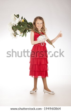 Little girl with flowers 
