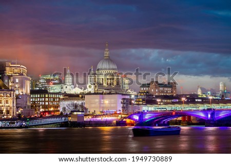 London city skyline with Saint Paul’s cathedral, cityscape in UK  England at night