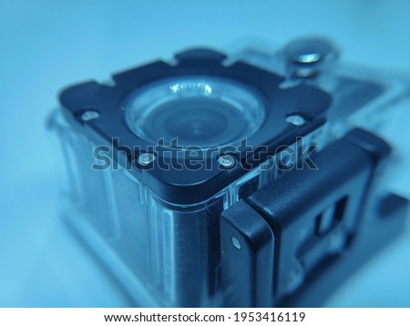 action camera with transparent waterproof cover