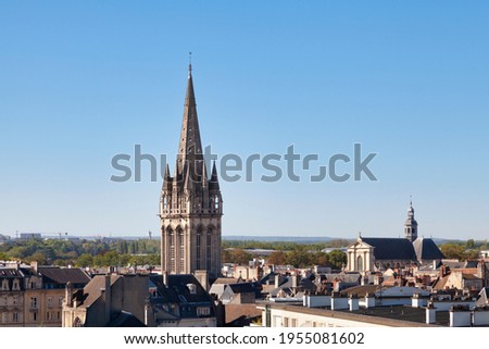 Aerial view of the church of Saint-Sauveur and the church of Notre-Dame-de-la-Gloriette in Caen.