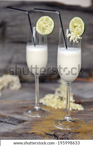 Summer sorbet cocktails with elderflowers