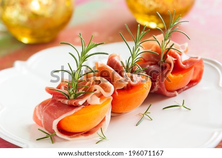 Prosciutto-Wrapped Apricots