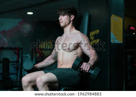 
young athlete doing sports inside a gym