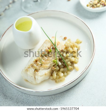 Roasted cod with Jerusalem artichoke