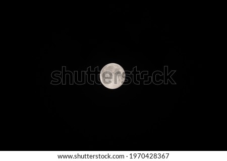 Mid Night Full Moon HD Picture