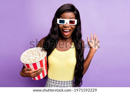 Portrait of astonished dark skin lady wear 3d glasses open mouth raise hand palm isolated on purple color background