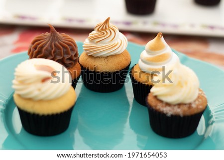 Lemon meringue cupcakes - classic popular dessert
