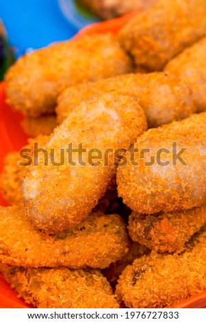 A delicious snack, fried rice cakes