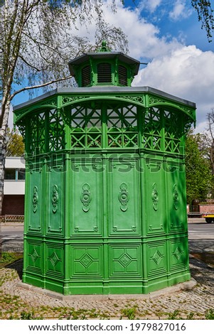 "Cafe Achteck" - cafe octagon is a Berlin nickname for a typical public toilet from the end of the 19th century in Berlin