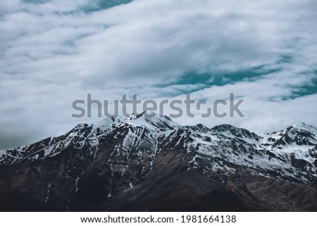 Picture of mountains covered with snow