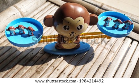 3-dimensional balancing monkey figures  toy