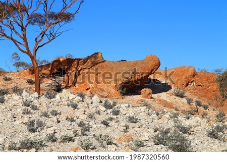 Crocodile Rock shelter in outback Western Australia