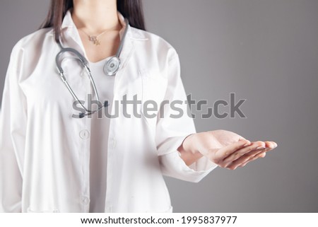 doctor showing empty open palm