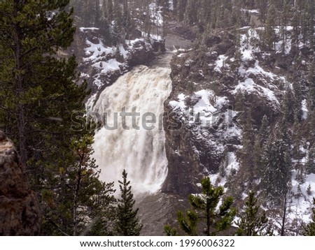View of Upper Yellowstone Falls