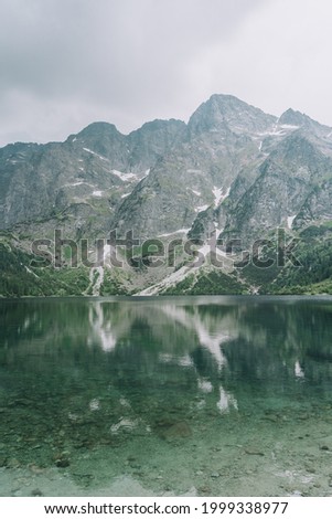 beautiful view of the mountain, with its reflection in the lake