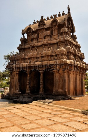 Picture for ancient temple town in tamilnadu