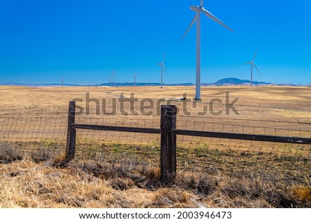 The Shiloh wind power plant is a wind farm located in the Montezuma Hills of Solano County, California, USA Royalty-Free Stock Photo #2003946473