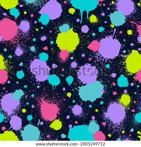 Paint splatter seamless pattern. Repeated abstract pattern. Background color splash. Grunge ink texture. Spray spatter blot. Repeating brush stroke wallpaper for design prints. Vector illustration