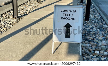 Sign Covid-19 test vaccination centre