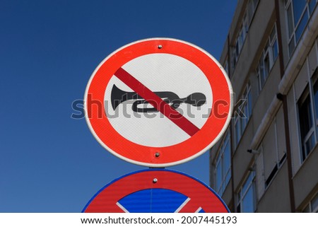 Traffic sign Do not use the horn, Istanbul, Turkey.