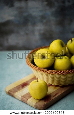 Fresh juicy green apple aesthetic picture