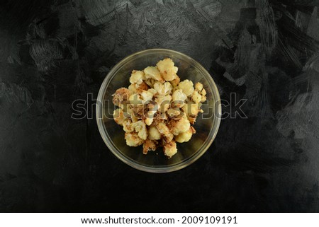 Keto Cauliflower Bites with Cheese Dip, low-carb, sugar-free - entire recipe preparation photos
