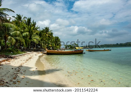 Serene beach of at Port Blair Royalty-Free Stock Photo #2011542224