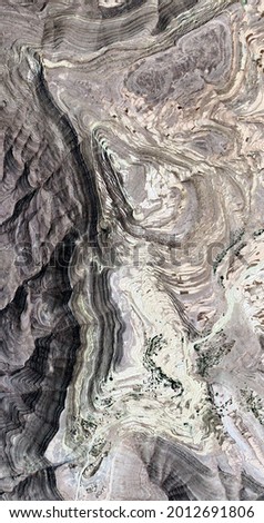  natural contour lines, vertical abstract photography of the deserts of Africa from the air, aerial view of desert landscapes, Genre: Abstract Naturalism, from the abstract to the figurative,