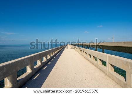 Photo fo the 7 Mile Bridge Florida Keys USA