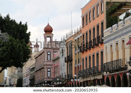 Colonial buildings in the city of Puebla, Mexico. 