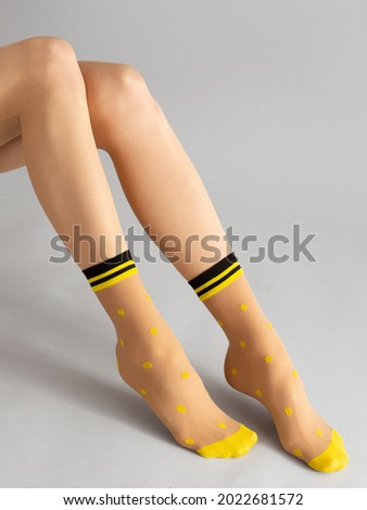 polyamide socks with a print on women's feet