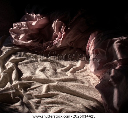 Light on bed sheets and blankets