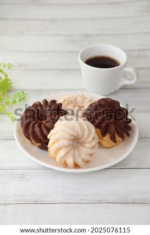 The friedcake that the French cruller was molded in spite of being a torsion Royalty-Free Stock Photo #2025076115