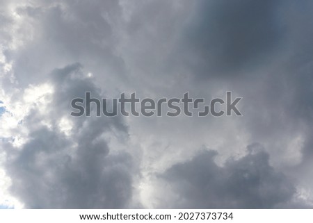 blue sky with ehite clouds