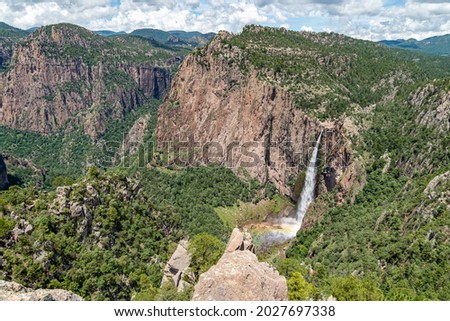 Panoramic view of the Basaseachi waterfall, in the state of Chihuahua, Mexico.