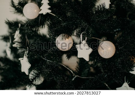 christmas tree with white toys