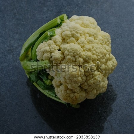 fresh cauliflower vegetables to eat