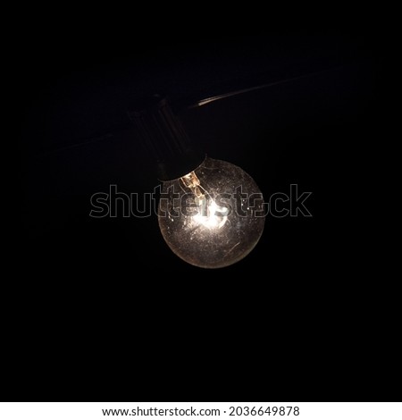 Black background Light bulbs for Photo editing screens