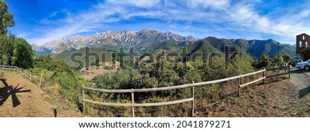 Panoramic view of the mountains from the San Miguel viewpoint.
