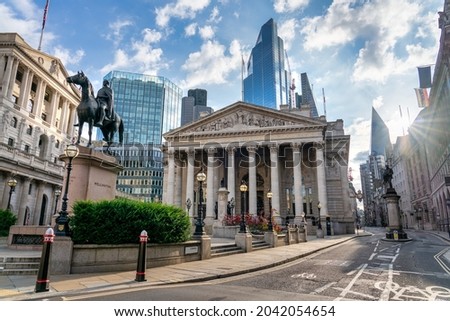 Equestrian statue of Wellington in front of War memorial. London. England Royalty-Free Stock Photo #2042054654