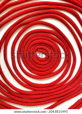Red rope designed for circle round at Center point and free expanding without limit.
