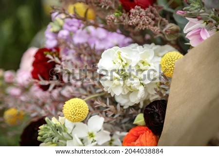 Close up image of a bunch of beautiful fresh cut cottage flowers