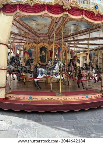 Picture of horse swing in Florence, Italy