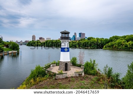 Boom Island Lighthouse and Minneapolis Skyline