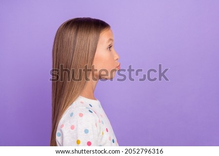 Profile photo of little lady look empty space send air kiss wear dotted nightwear isolated violet color background
