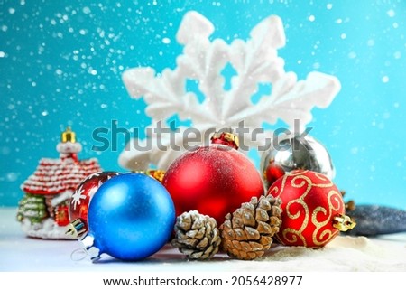 christmas decoration, christmas decoration with red balls
