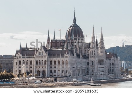 Beautiful pictures of the Parliament Building in Budapest