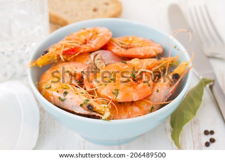 shrimps in blue bowl
