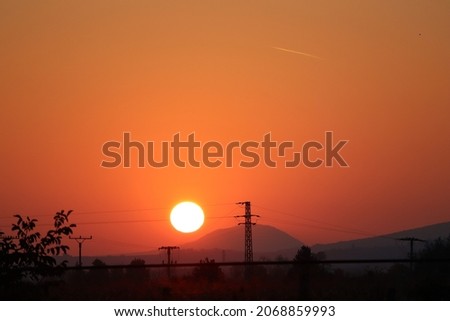  picture of beautiful orange sunrise.